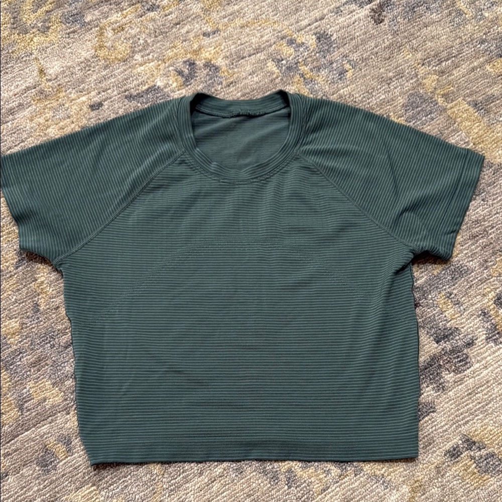 Lululemon swiftly tech cropped